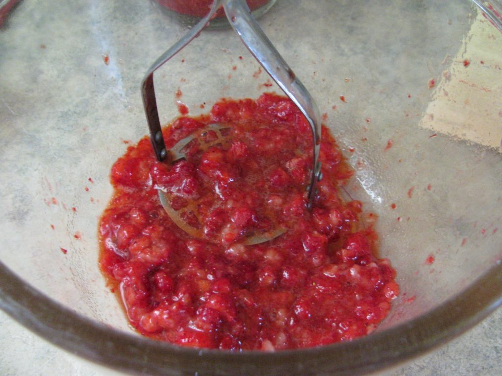 Easy No Cook Strawberry Jam Country Living and Garlic Farming in BC